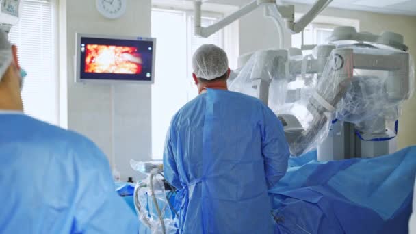 Robotic Operation Minimally Invasive Involve Operation Laparoscopic Method Output Patient — Stock Video