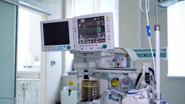 Contemporary Medical System Operating Room Monitor Machine Ventilator Hospital Theater — стоковое видео