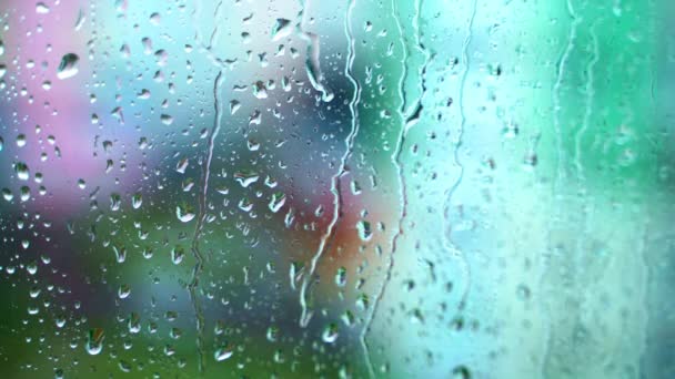 Voda Stékající Skleněném Okně Dešťové Kapky Okenní Tabuli Deštivé Počasí — Stock video