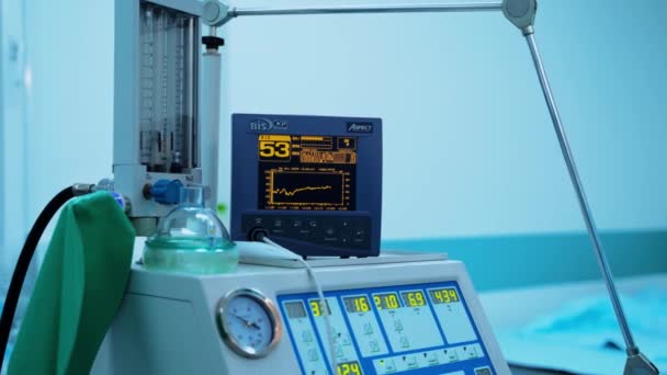 Unità Terapia Intensiva Con Apparecchio Ventilazione Polmonare Artificiale Apparecchiature Meccaniche — Video Stock