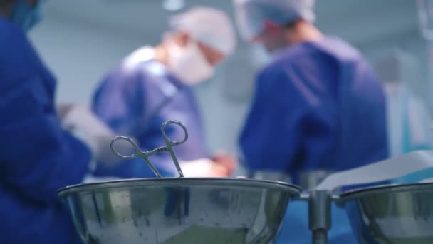 Medical Tools Blur Surgery Background Bowl Sterile Scissors Operating Room — Αρχείο Βίντεο