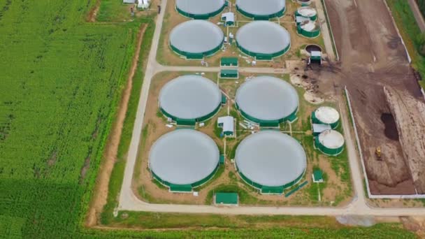 Výroba Udržitelných Paliv Zvaných Bioplyn Nová Továrna Terénu Video Shora — Stock video