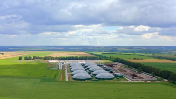 Moderní Bioplynová Stanice Létě Skleníkový Komplex Pro Výrobu Bioplynu Mezi — Stock video