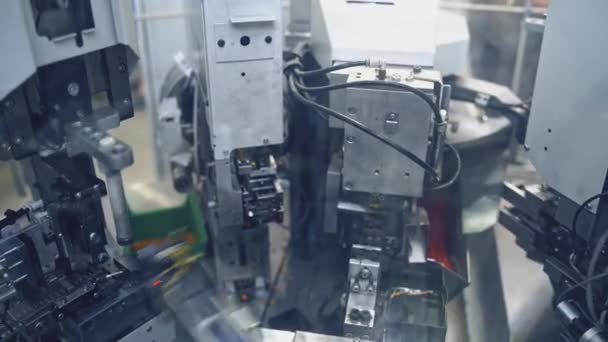Equipo Industrial Fábrica Máquina Industrial Que Trabaja Fábrica Cable — Vídeo de stock