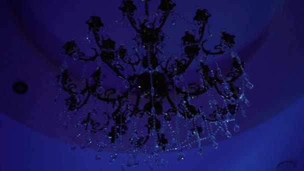 Hermosa Lámpara Araña Cristal Decorativo Elegante Vintage Moderno Interior — Vídeos de Stock
