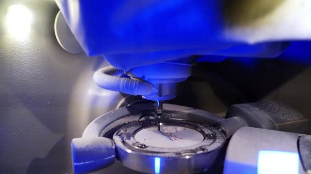 Nowoczesne Techniki Stomatologiczne Frez Laboratoryjny Prac Stomatologicznych — Wideo stockowe