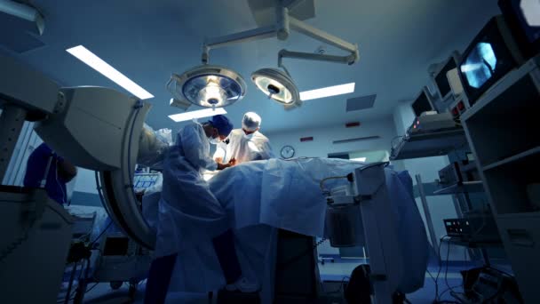 Sala Operacyjna Szpitalu Sprzętem Mechanicznym Futurystyczna Sala Operacyjna Innowacja Chirurgiczna — Wideo stockowe