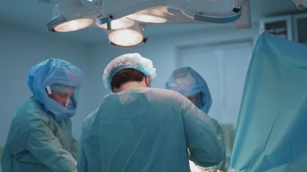 Medizinisches Team Bei Der Operation Moderne Ausstattung Operationssaal — Stockvideo