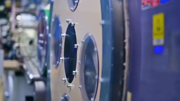 Mekanisme Rotasi Berdiameter Besar Perusahaan Produksi Popok Teknologi Peralatan Untuk — Stok Video