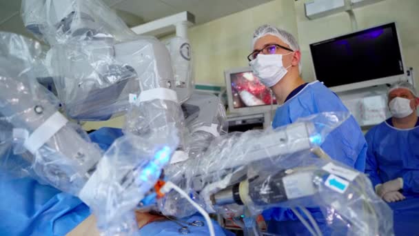 Tratamiento Moderno Cirugía Asistida Robótica Cirugía Robótica Mínimamente Invasiva Asistida — Vídeo de stock
