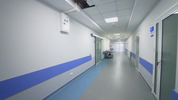 Long Couloir Avec Portes Long Couloir Lumineux Vide Hôpital — Video