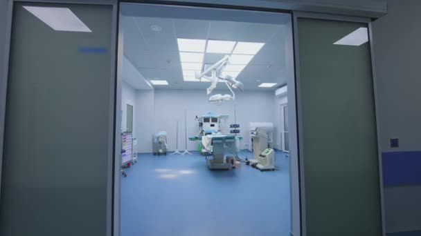 Δωμάτιο Νοσοκομείου Στην Κλινική Άδεια Χειρουργική Αίθουσα Στη Σύγχρονη Κλινική — Αρχείο Βίντεο