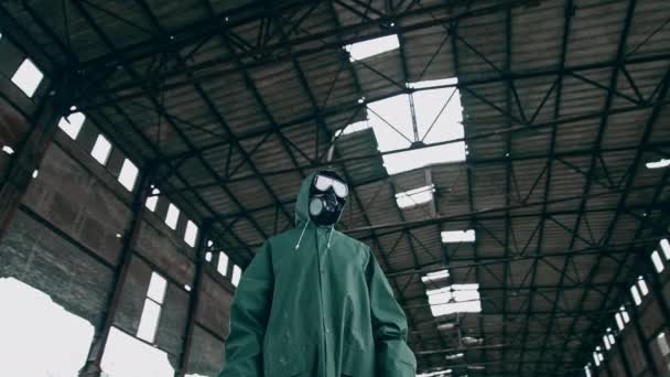 Ritratto Uomo Con Maschera Antigas Maschera Antigas Uomo Protezione Chimica — Video Stock
