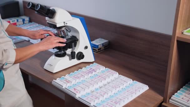 Doctor Biochemical Analysis Drop Samples Two Microscope Slides — Stock Video