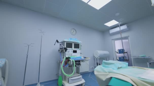 Inovativní Chirurgický Sál Uvnitř Nové Lékařské Vybavení Sterilním Operačním Sále — Stock video