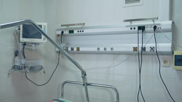 Medizinische Geräte Auf Der Intensivstation Elektrische Geräte Modernen Medizinischen Behandlungszentrum — Stockvideo