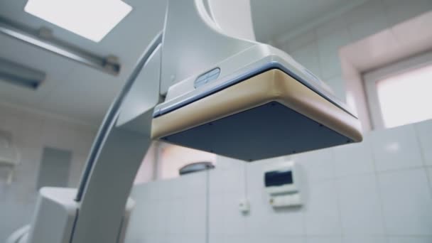 Chirurgische Geräte Moderne Medizintechnik Leeren Operationssaal Des Krankenhauses Moderne Medizin — Stockvideo