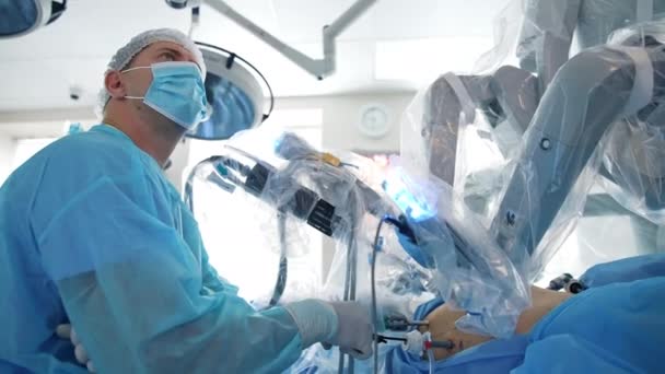 Innovación Quirúrgica Mínimamente Invasiva Sala Quirúrgica Con Equipo Tecnología Robótica — Vídeos de Stock