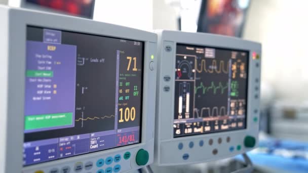 Figyelők Kórházi Színházban Orvosi Életjelek Monitorok Kórházban Anesztézia Műtő Monitor — Stock videók
