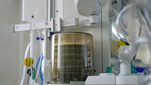 Ameliyathanede Anestezi Makinesi Vantilatörü Var Hastanede Yapay Akciğer Havalandırması Için — Stok video