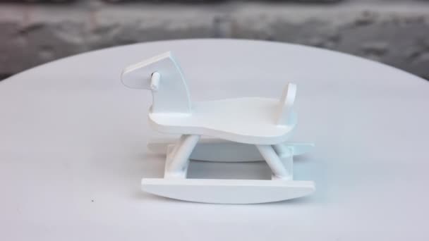 供玩具店用的室内小家具装饰 小型木制微型模型 — 图库视频影像