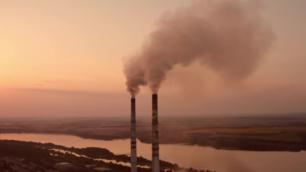 Fabrikbau Industrie Fabrik Gasrohre Auf Sonnenuntergang — Stockvideo