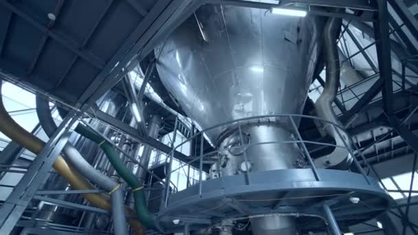 Stor Stålkonstruktion Mjölkfabrik Modern Teknik För Livsmedelsledningar — Stockvideo