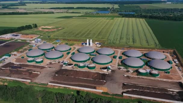 Industrieanlage Zur Produktion Von Bioenergie Aus Abfällen Biotreibstofftanks Aus Der — Stockvideo