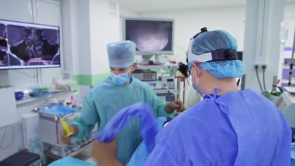 Opération Endonasale Dans Clinique Otolaryngologique Moderne Chirurgien Contrôlant Progression Opération — Video