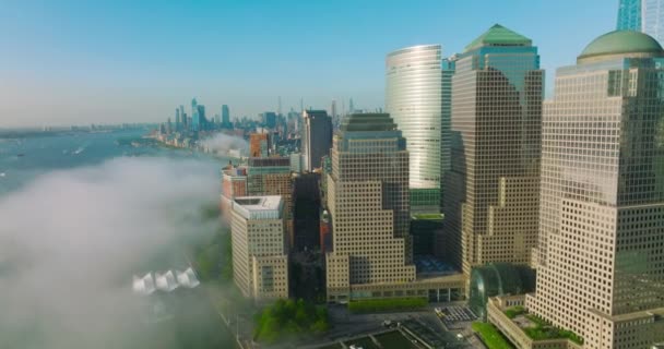 Solstrålar Reflekteras Fönstren Vackra Skyskrapor Lower Manhattan Financial District Fantastisk — Stockvideo