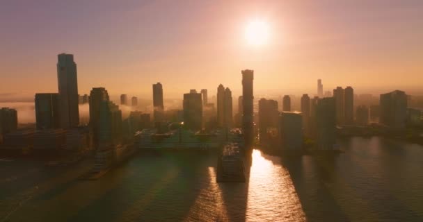 Silhuetas Edifícios Incríveis Ilha Manhattan Arquitetura Nova York Sob Luz — Vídeo de Stock