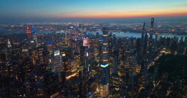 Великолепный Вид Живописную Панораму Нью Йорка Закате Миллионы Огней Вечернем — стоковое видео