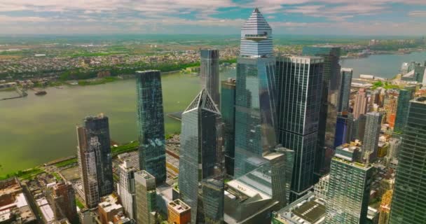뉴욕의 인상적인 파노라마 맨해튼의 빌딩에서 허드슨 — 비디오