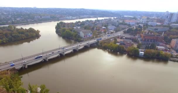 Picturesque City Locating Banks River Transport Going Bridge River Little — Stock Video