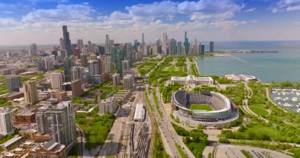 令人难以置信的现代美丽的芝加哥风景 位于湖滨的体育场 — 图库视频影像