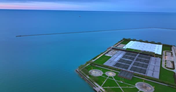 Fantastisch Uitzicht Lake Michigan Vanaf Waterkant Van Chicago Eenzame Boot — Stockvideo
