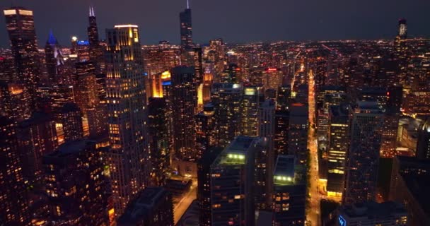 Φώτα Του Υπέροχου Σικάγο Νύχτα Συναρπαστικό Πανόραμα Μητρόπολη Από Εναέρια — Αρχείο Βίντεο