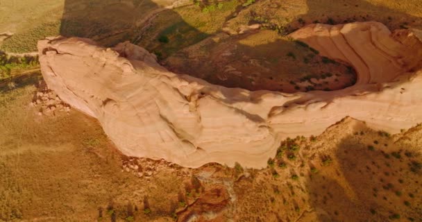 美国犹他州拱门国家公园怪状岩石的圆形斜坡 空中拍摄的美妙风景 — 图库视频影像
