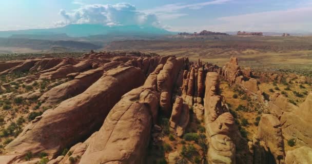 Långa Steniga Uddar Arches National Park Utah Usa Vackert Soligt — Stockvideo