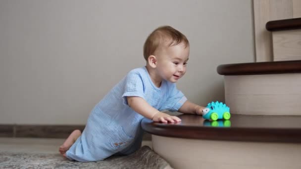 Happy Smiley Baby Boy Standing His Knees Stairs House Adorable — Stock Video