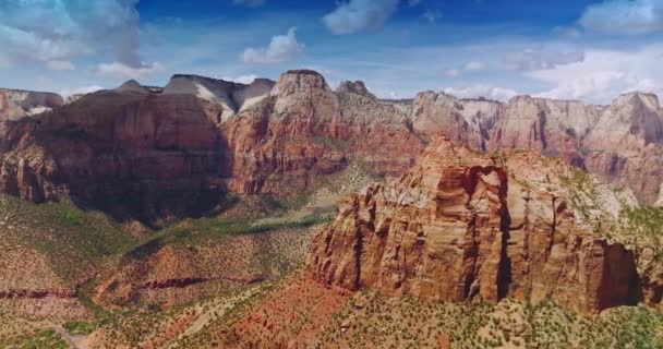 Utah Abd Deki Muhteşem Kanyon Dağları Kayaların Üzerine Düşen Bulutların — Stok video
