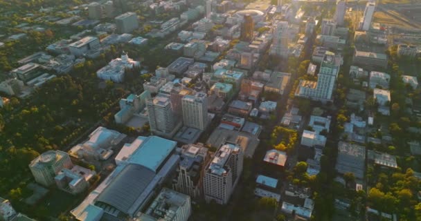 Güneş Işınları Altında Güzel Sacramento Nun Yoğun Mimarisi Nsansız Hava — Stok video