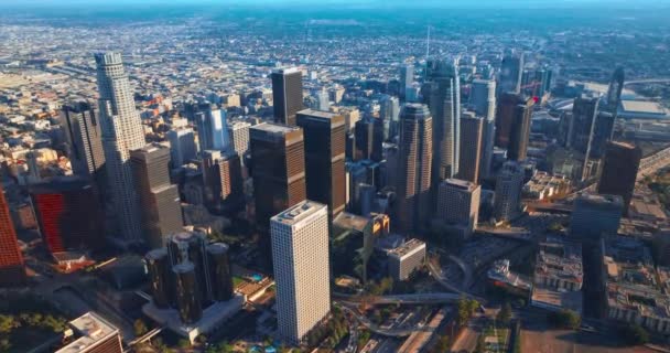 Wunderbare Wolkenkratzer Los Angeles Der Finanzmetropole Stadtlandschaft Mit Nebligem Horizont — Stockvideo