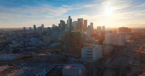 Хмарний Пейзаж Спінгріфт Над Прекрасним Центром Лос Анджелеса Красиві Хмарочоси — стокове відео