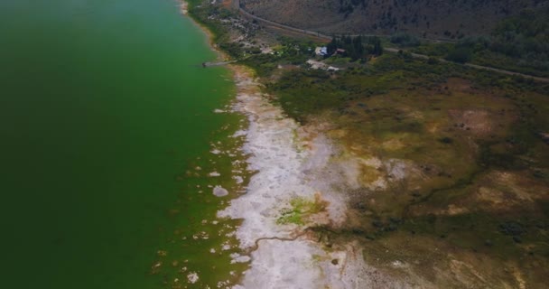 Όμορφο Τοπίο Της Λίμνης Mono Καλιφόρνια Ηνωμένες Πολιτείες Λευκό Αλμυρό — Αρχείο Βίντεο