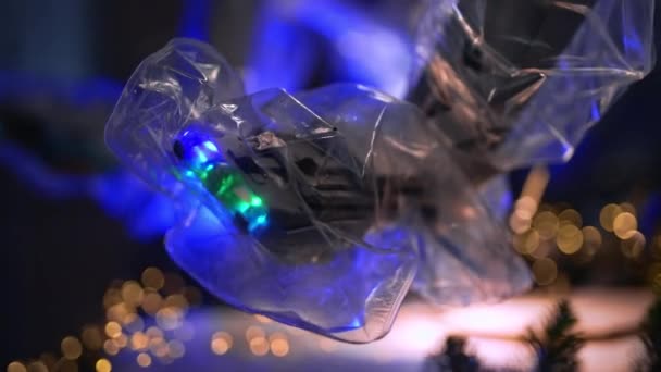 Braço Robótico Revestido Com Plástico Com Luzes Topo Move Trabalhando — Vídeo de Stock