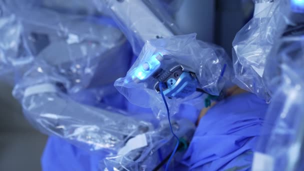 Manipulator Actieve Arm Van Robotchirurg Bewegen Patiënt Mens Wordt Bediend — Stockvideo