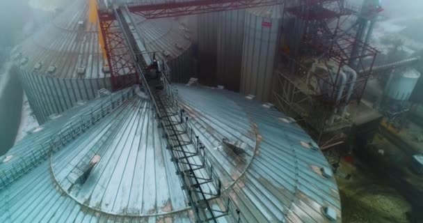 Grain Modern Elevator Containers Huge Elevator Steel Storage Aerial View — Stock Video