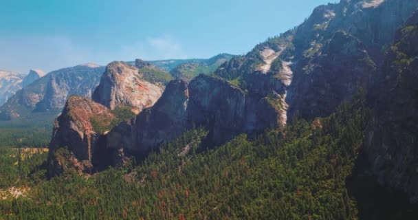Flygfoto Yosemite Nationalpark Natursköna Utomhus Bergslandskap — Stockvideo