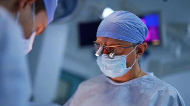 Retrato Processamento Especializado Cirurgia Procedimento Profissional Operacional — Vídeo de Stock